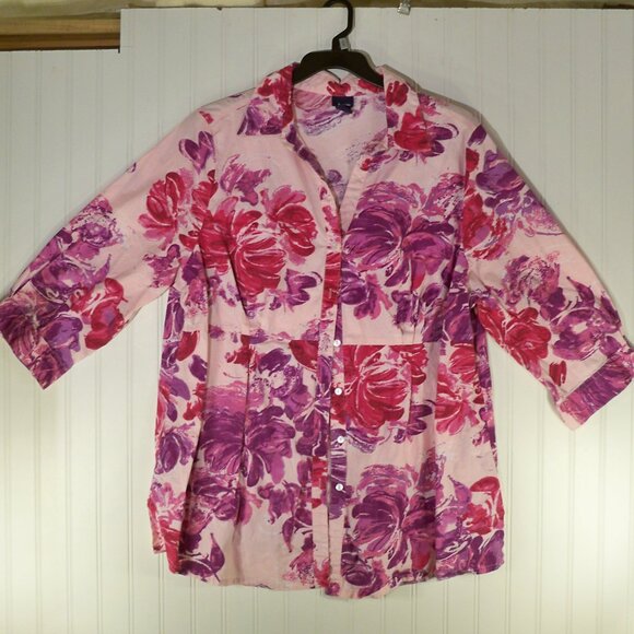 Basic Editions, Pink Purple Floral Button Up Shirt, 3X - Picture 2 of 6